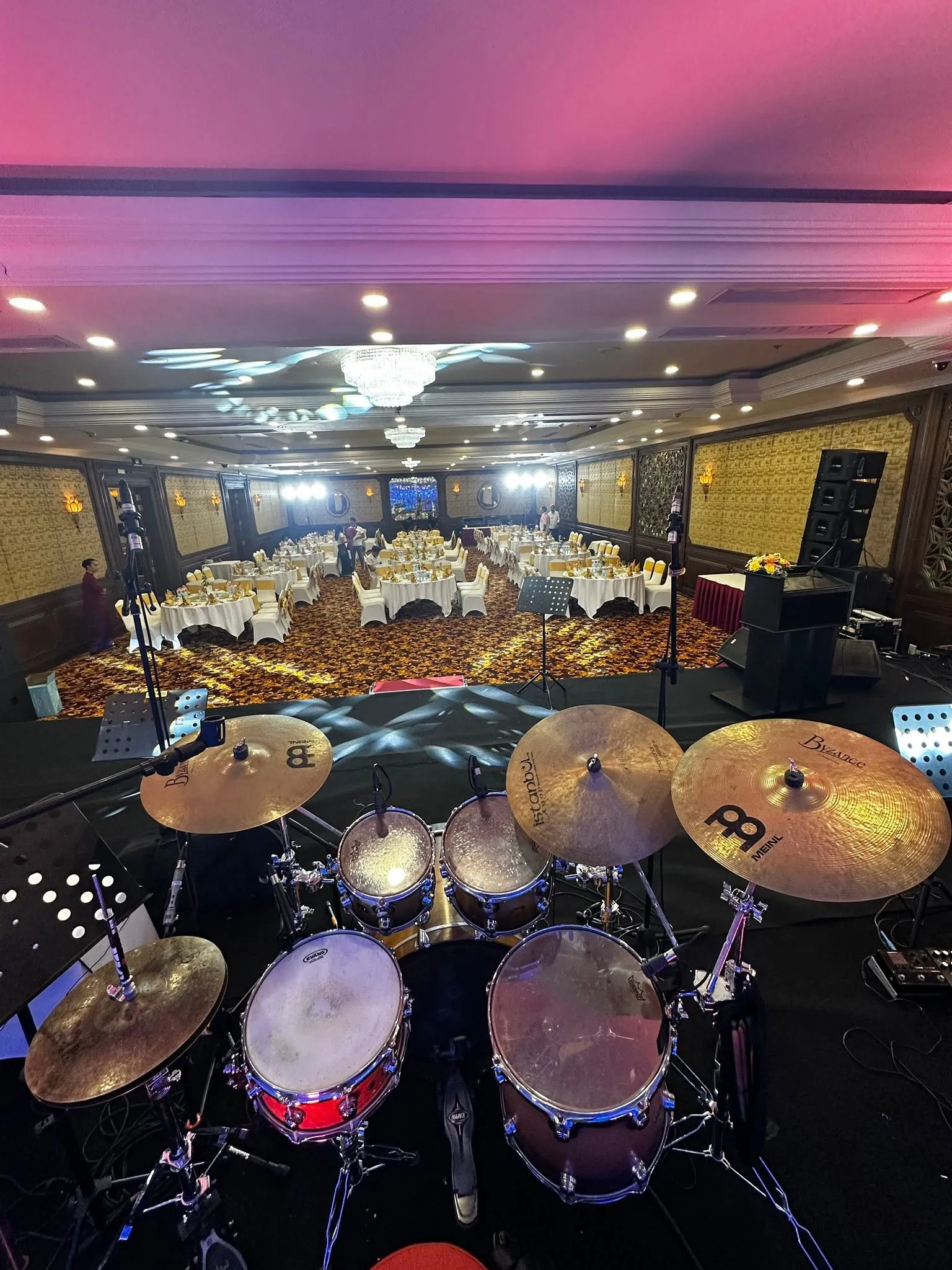 Band nhạc biểu diễn